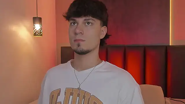 LiamThunder05  online show from November 30, 2025, 12:06 pm