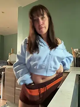 Snapshot of bebecita_x chatting on May 21, 2026, 10:34 am bebecita x online show from May 21, 2026, 10:34 am