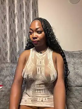 Snapshot of cocoluvx chatting on February 27, 2026, 2:01 am cocoluvx online show from February 27, 2026, 2:01 am