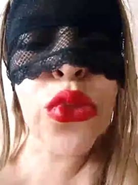 Snapshot of -Sonbola chatting on June 8, 2026, 5:35 pm -Sonbola online show from June 8, 2026, 5:35 pm