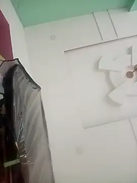 Snapshot of supcpl chatting on February 18, 2026, 10:33 am supcpl online show from February 18, 2026, 10:33 am