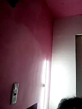 Snapshot of supcpl chatting on December 18, 2025, 3:44 am supcpl online show from December 18, 2025, 3:44 am