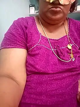 Snapshot of supcpl chatting on February 24, 2026, 6:58 am supcpl online show from February 24, 2026, 6:58 am