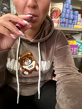 Snapshot of Daiana_Andra chatting on October 5, 2025, 9:55 am Daiana Andra online show from October 5, 2025, 9:55 am