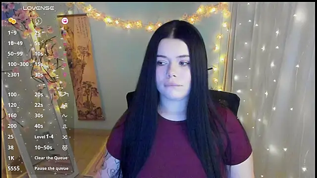 Mona Esty online show from March 12, 2026, 7:23 am