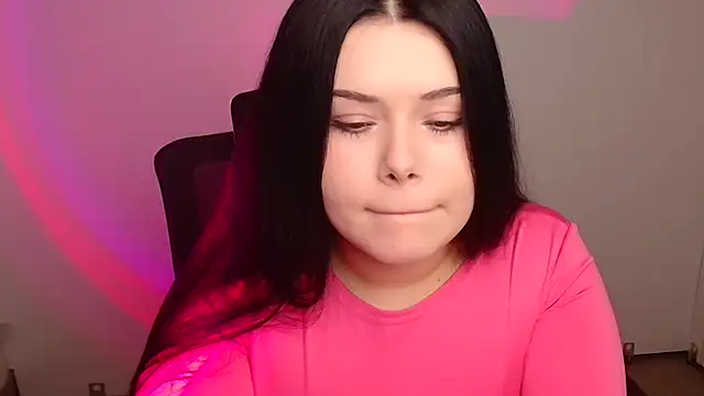 Snapshot of Mona_Esty chatting on October 16, 2025, 5:32 pm Mona Esty online show from October 16, 2025, 5:32 pm