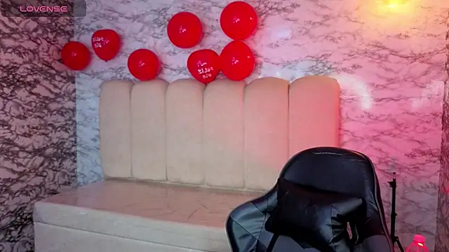 Snapshot of Dayan_v_ chatting on February 14, 2026, 8:09 pm Dayan v online show from February 14, 2026, 8:09 pm