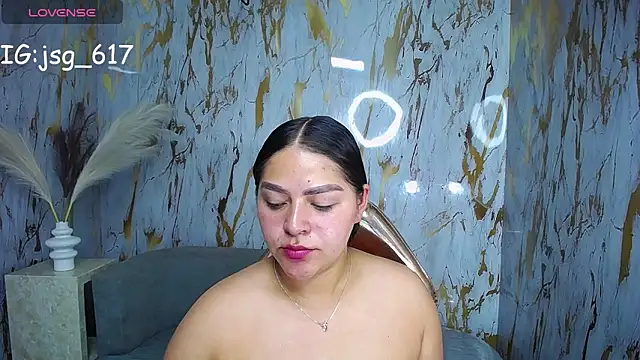 Snapshot of Dayan_v_ chatting on December 20, 2025, 1:14 pm Dayan v online show from December 20, 2025, 1:14 pm