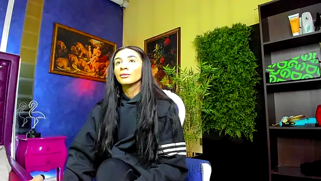 nicolepalmer online show from April 21, 2026, 6:09 am