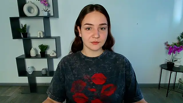 OliviaMontgommery online show from November 22, 2025, 6:01 am