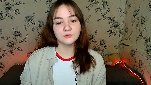 OliviaMontgommery online show from March 11, 2026, 12:21 pm