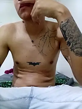 Luisneljc online show from April 1, 2026, 10:28 pm