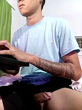 Luisneljc online show from February 2, 2026, 4:28 pm