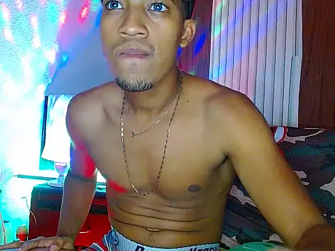 andreswj bigcock23 online show from October 3, 2025, 6:37 am