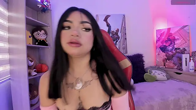 Snapshot of emma_soffia chatting on January 16, 2026, 10:25 pm emma soffia online show from January 16, 2026, 10:25 pm