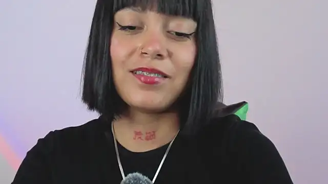 Snapshot of Qadeshoficial chatting on October 13, 2025, 9:05 pm Qadeshoficial online show from October 13, 2025, 9:05 pm