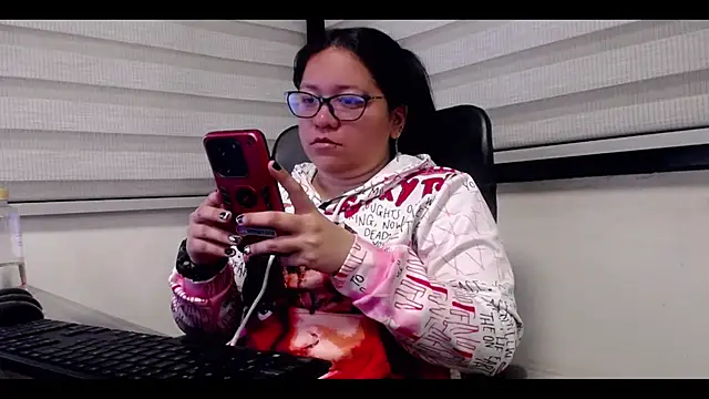 Snapshot of Xander_Taylor_ chatting on October 15, 2025, 4:00 am Xander Taylor  online show from October 15, 2025, 4:00 am