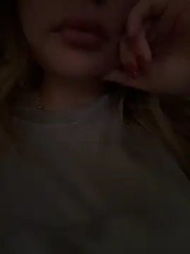 Snapshot of clarissetriolett chatting on October 4, 2025, 4:08 pm clarissetriolett online show from October 4, 2025, 4:08 pm