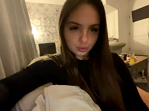 EllaStarrxxx online show from October 26, 2025, 11:38 pm