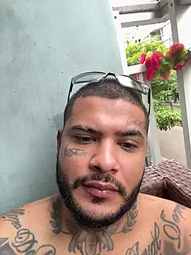 Snapshot of MICHELL_ARTHUS_ chatting on July 24, 2026, 2:46 pm MICHELL ARTHUS online show from July 24, 2026, 2:46 pm