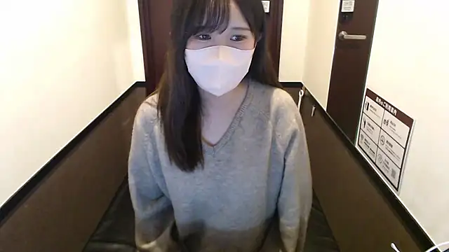 Aika JP online show from October 11, 2025, 9:43 am