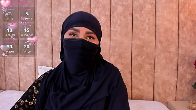  alishaa c online show from November 12, 2025, 1:32 am