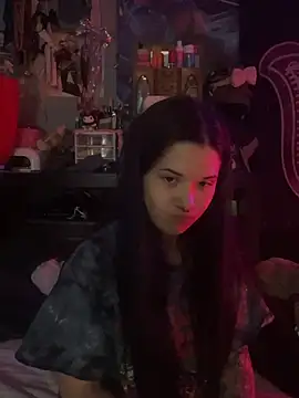 Snapshot of Jynx420friendly chatting on June 14, 2026, 2:24 am Jynx420friendly online show from June 14, 2026, 2:24 am