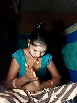 Snapshot of Rto_pooja chatting on October 6, 2025, 9:48 pm Rto pooja online show from October 6, 2025, 9:48 pm