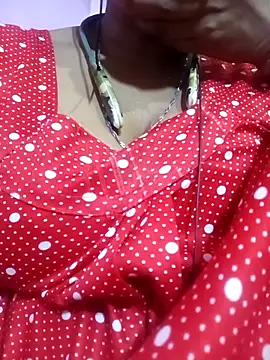 Snapshot of Priyanka_hot54 chatting on November 6, 2025, 6:17 am Priyanka hot54 online show from November 6, 2025, 6:17 am