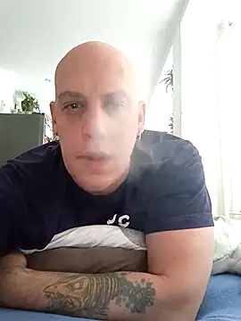 Snapshot of Kobradera1984 chatting on November 23, 2025, 10:03 am Kobradera1984 online show from November 23, 2025, 10:03 am