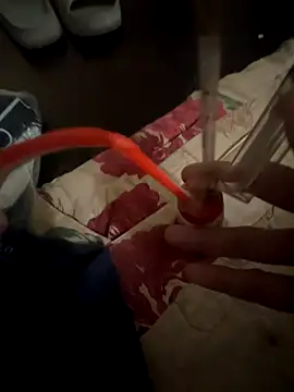 NamHi1999 online show from October 19, 2025, 2:03 am