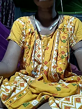 Hotty-romi3 online show from October 9, 2025, 4:29 pm