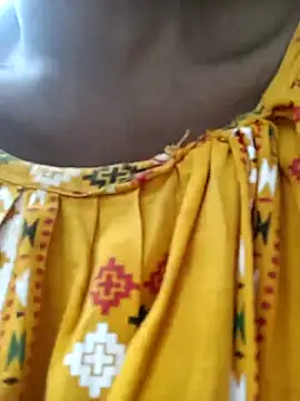 Hotty-romi3 online show from October 8, 2025, 3:30 am