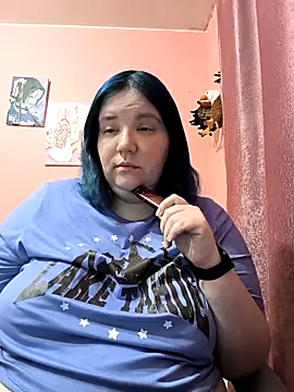  alexandra ray  online show from May 6, 2026, 10:19 am
