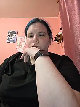  alexandra ray  online show from May 9, 2026, 11:46 am