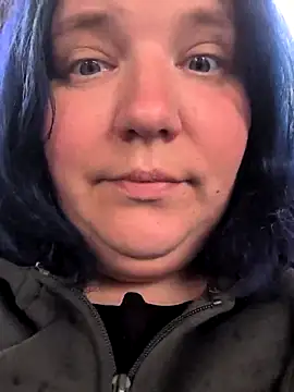  alexandra ray  online show from June 8, 2026, 11:00 am