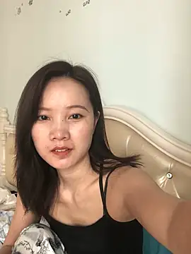 Mile-m online show from June 14, 2026, 2:19 am