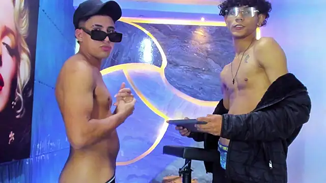 Play boys Hot2 online show from October 24, 2025, 5:45 pm