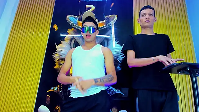 Play boys Hot2 online show from November 17, 2025, 4:05 am