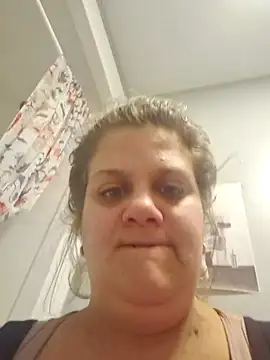 october1992xx online show from October 22, 2025, 2:49 pm