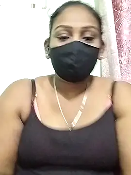 Snapshot of tamil_Monisha chatting on October 28, 2025, 5:12 pm tamil Monisha online show from October 28, 2025, 5:12 pm