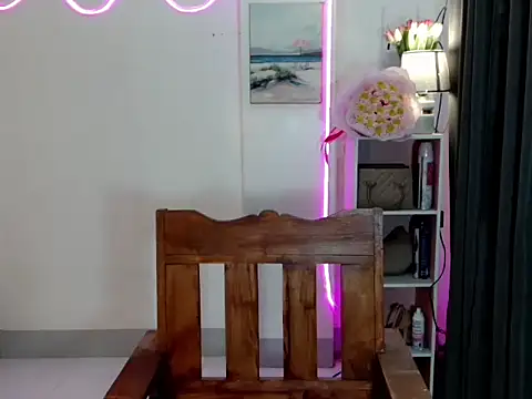 buttycamillex online show from April 2, 2026, 4:13 pm