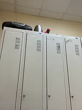 Snapshot of Mahrovmaxim chatting on October 21, 2025, 5:29 am Mahrovmaxim online show from October 21, 2025, 5:29 am