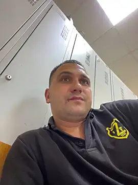 Snapshot of Mahrovmaxim chatting on October 3, 2025, 2:51 pm Mahrovmaxim online show from October 3, 2025, 2:51 pm