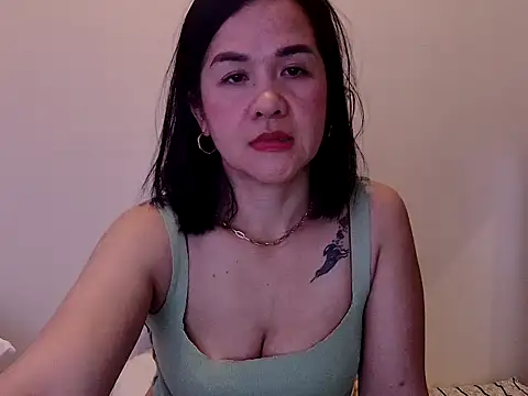 KissHott online show from March 7, 2026, 1:38 pm