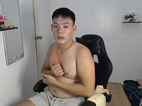 Snapshot of Lloyd_Walton chatting on December 1, 2025, 5:08 am Lloyd Walton online show from December 1, 2025, 5:08 am