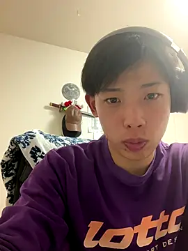 Snapshot of aooya chatting on December 1, 2025, 1:45 pm aooya online show from December 1, 2025, 1:45 pm