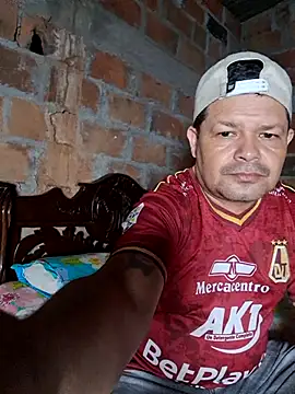 Snapshot of lady_and_charly chatting on November 22, 2025, 12:10 am lady and charly online show from November 22, 2025, 12:10 am