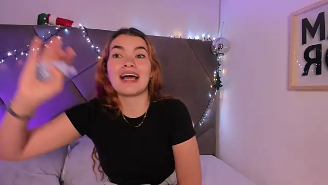 Snapshot of abby_murphy chatting on December 17, 2025, 12:59 am abby murphy online show from December 17, 2025, 12:59 am