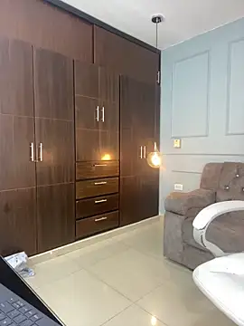 Snapshot of Rose_monroee chatting on December 15, 2025, 7:31 pm Rose monroee online show from December 15, 2025, 7:31 pm